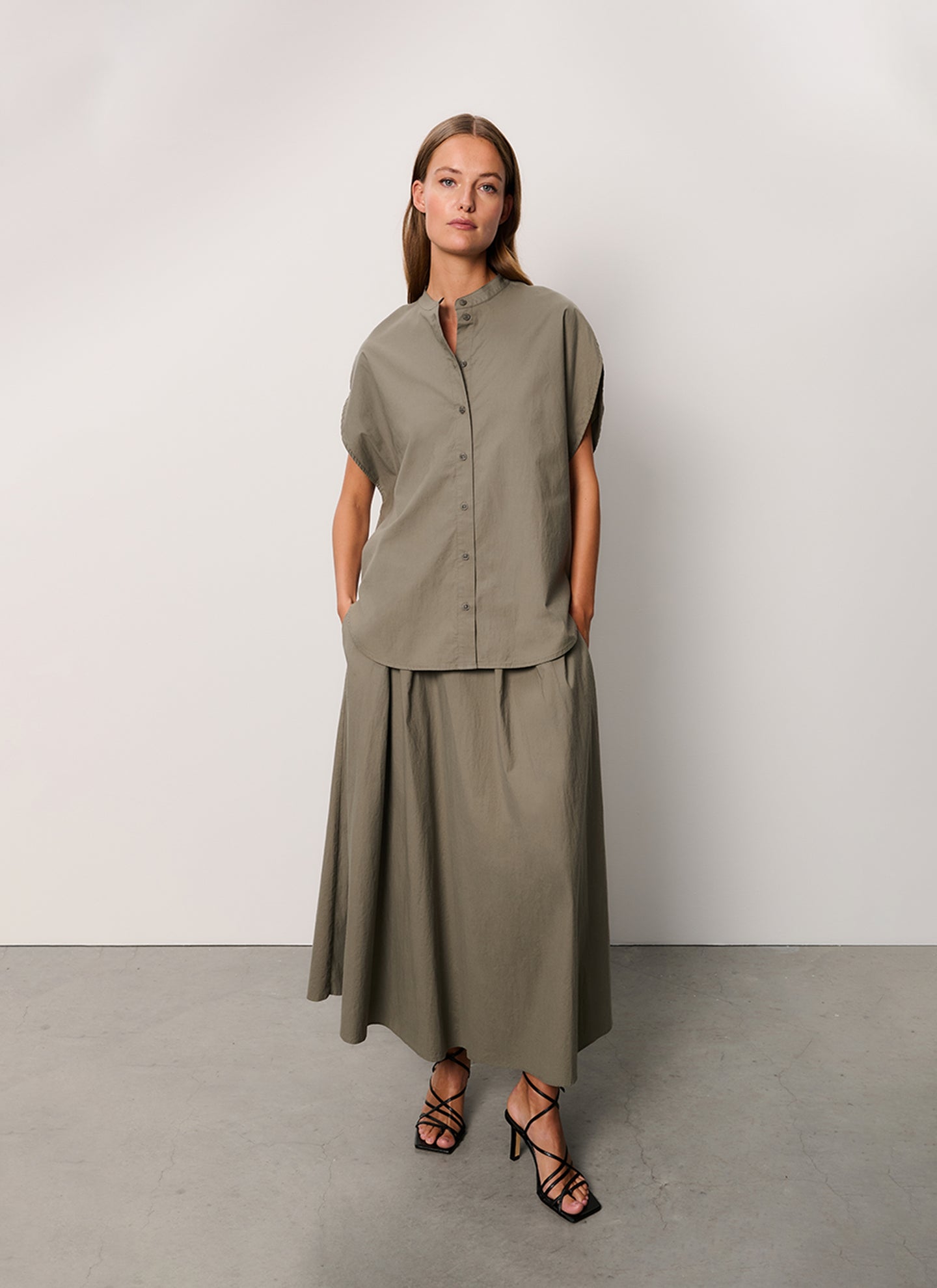 COMING SOON | Blouse | Cotton Lyocell Stretch | Tomiko Washed | Smockey Olive