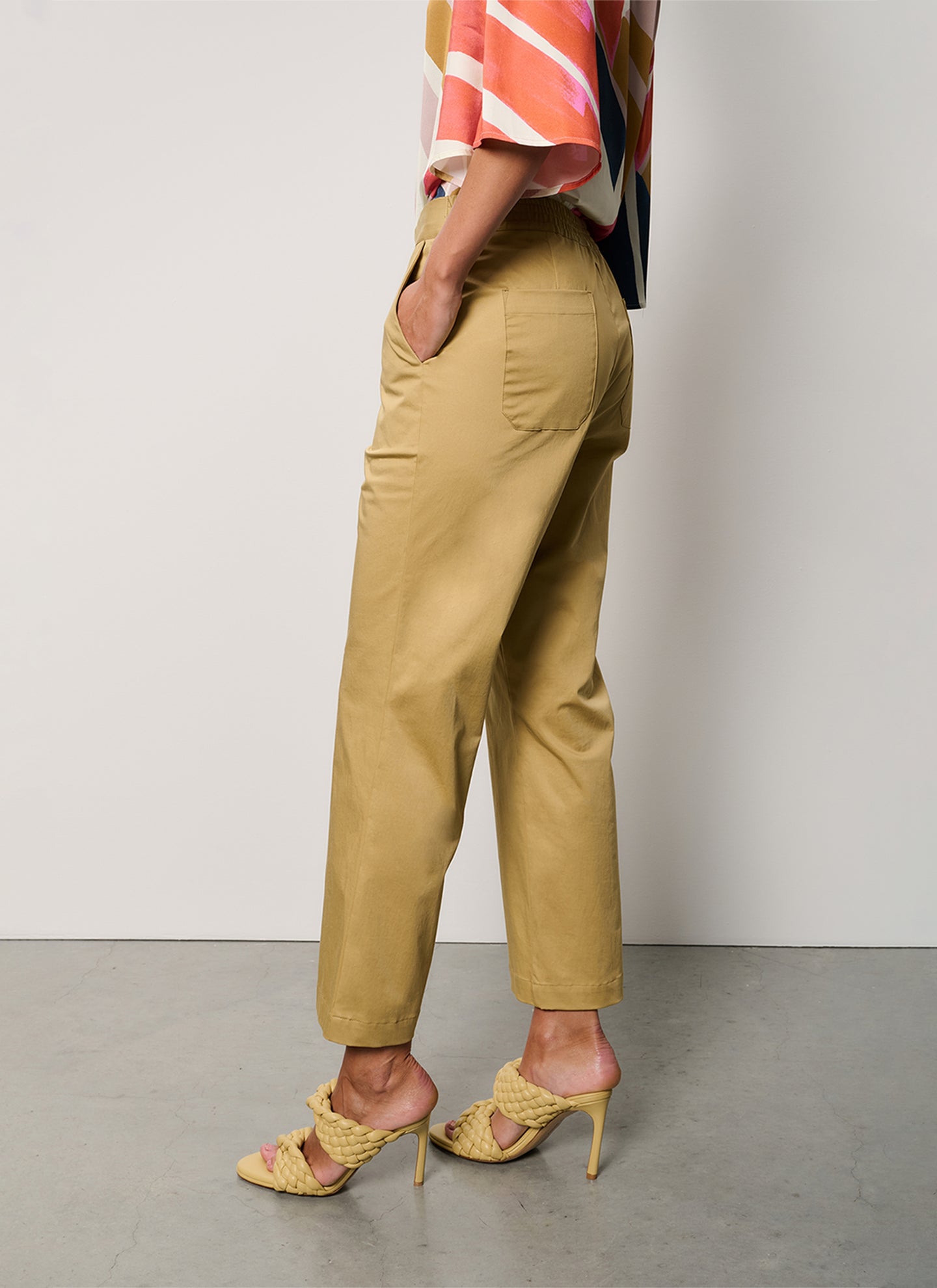 COMING SOON | Pants | Cotton stretch | Noe | Safari sand Cotton